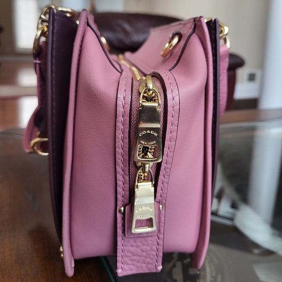 Coach Dreamer handbag in dust pink - Picture 11 of 12